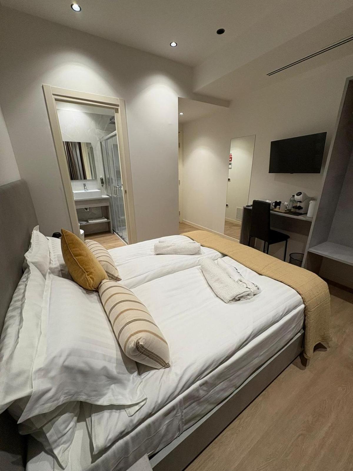 Hotel Labienbi' Cosenza Zewnętrze zdjęcie